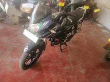 Bajaj Discover 150 2016 Motorbike