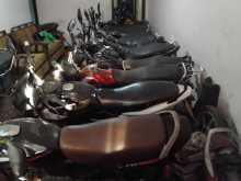 https://riyasewana.com/uploads/bajaj-discover-150-29394013534.jpg