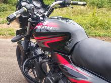 https://riyasewana.com/uploads/bajaj-discover-150-297223419265.jpg