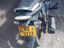 https://riyasewana.com/uploads/bajaj-discover-150-514034122352.jpg