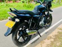 https://riyasewana.com/uploads/bajaj-discover-150-616245422103.jpg