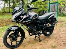 Bajaj Discover 150F 2015 Motorbike