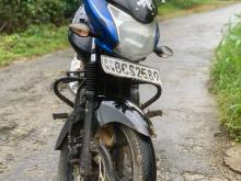 Bajaj Discover 150F 2015 Motorbike
