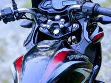https://riyasewana.com/uploads/bajaj-discover-150f-41825184073.jpg