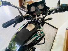 https://riyasewana.com/uploads/bajaj-discover-1517175424193.jpg