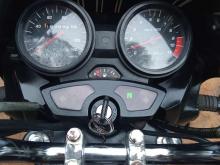 https://riyasewana.com/uploads/bajaj-discover-181552396236.jpg