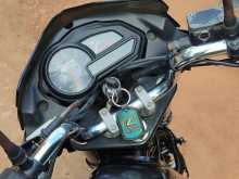https://riyasewana.com/uploads/bajaj-discover-191017524582.jpg