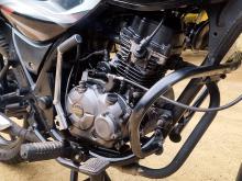 https://riyasewana.com/uploads/bajaj-discover-1919350219286.jpg