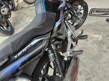 https://riyasewana.com/uploads/bajaj-discover-31444298915.jpg