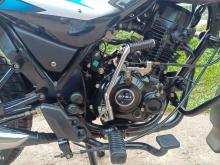 https://riyasewana.com/uploads/bajaj-discover-41914326534.jpg