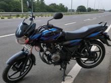 Bajaj Discover 2013 Motorbike