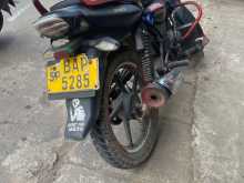 Bajaj Discover 100 2013 Motorbike