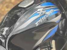 https://riyasewana.com/uploads/bajaj-discovery-100-1721104322813.jpg