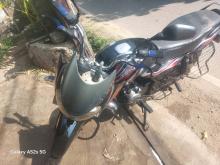 Bajaj Discover 100 2013 Motorbike