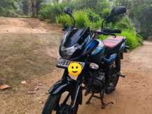 Bajaj Discover 100 2013 Motorbike