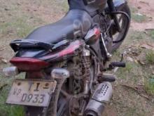 https://riyasewana.com/uploads/bajaj-discovery-125-21205028620440.jpg