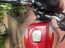 https://riyasewana.com/uploads/bajaj-discovery-125-298112324422.jpg
