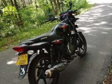 https://riyasewana.com/uploads/bajaj-discovery-135-13808186436.jpg