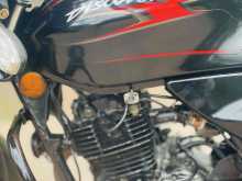 https://riyasewana.com/uploads/bajaj-discovery-135-912385622372.jpg