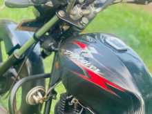 https://riyasewana.com/uploads/bajaj-discovery135-817182413273.jpg