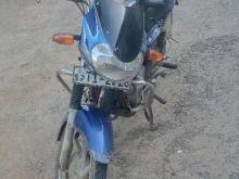 Bajaj Discover 2013 Motorbike