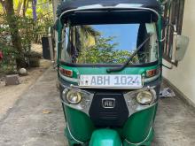 Bajaj RE 2015 Three Wheel