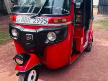 Bajaj RE 2018 Three Wheel