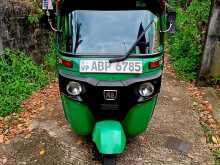 Bajaj RE 2017 Three Wheel