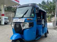 Bajaj RE 2017 Three Wheel