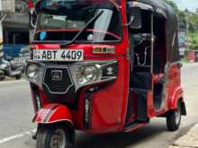 Bajaj RE 2018 Three Wheel