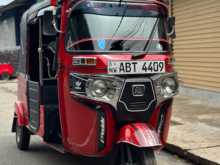 Bajaj RE 2019 Three Wheel