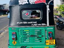 https://riyasewana.com/uploads/bajaj-fl-23900456196.jpg