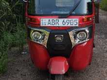 Bajaj RE 2018 Three Wheel