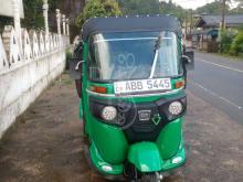 Bajaj 4 Stroke 2015 Three Wheel