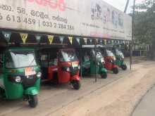 https://riyasewana.com/uploads/bajaj-fl-38011222492.jpg