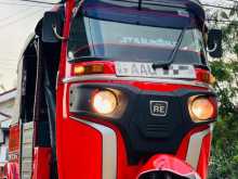Bajaj FOR STROCK 2015 Three Wheel
