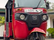 Bajaj 4 Stroke 2016 Three Wheel