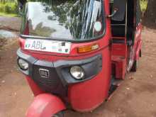 Bajaj 4 Stroke 2016 Three Wheel