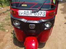 Bajaj 4 Stroke 2015 Three Wheel