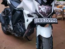 Yamaha Fz 2015 Motorbike