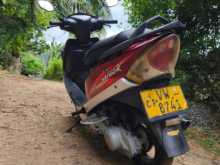https://riyasewana.com/uploads/bajaj-honda-dio-1911565013604.jpg