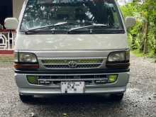 Toyota LH102 1991 Van