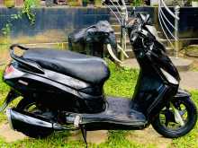 https://riyasewana.com/uploads/bajaj-maestro-edge-2612394213152.jpg