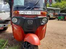 Bajaj RE 2017 Three Wheel