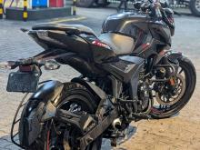 Bajaj N160 2025 Motorbike