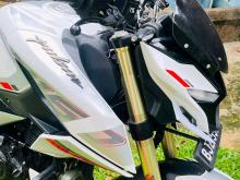 Bajaj Pulsar N160 2025 Motorbike
