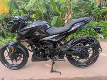 Bajaj N160 2025 Motorbike