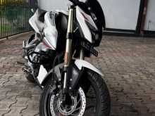 Bajaj Pulsar N160 2025 Motorbike