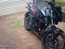 Bajaj Pulsar N160 2025 Motorbike