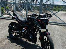 Bajaj Pulsar N160 2025 Motorbike